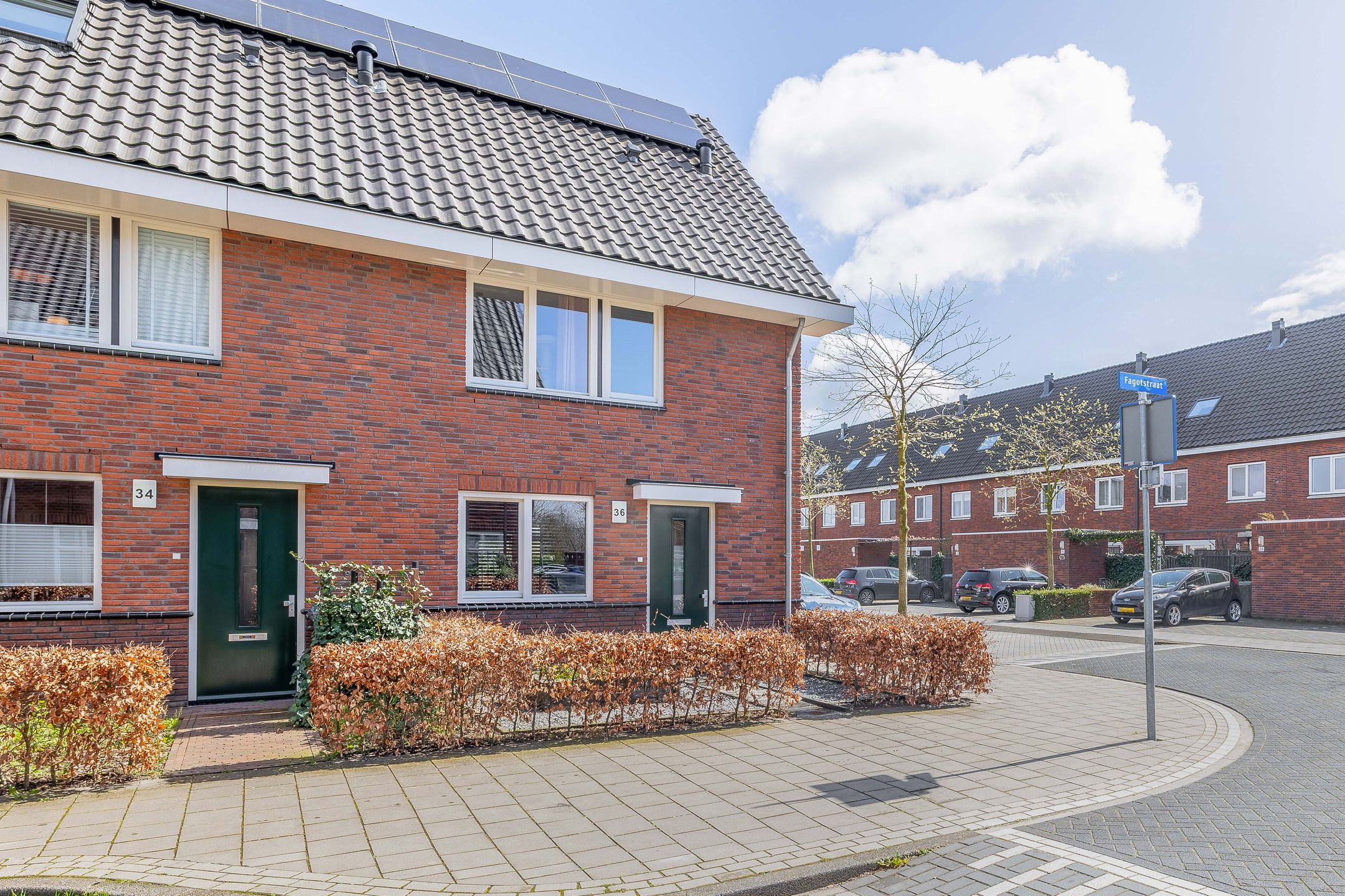Photo 42 of Fagotstraat 36
