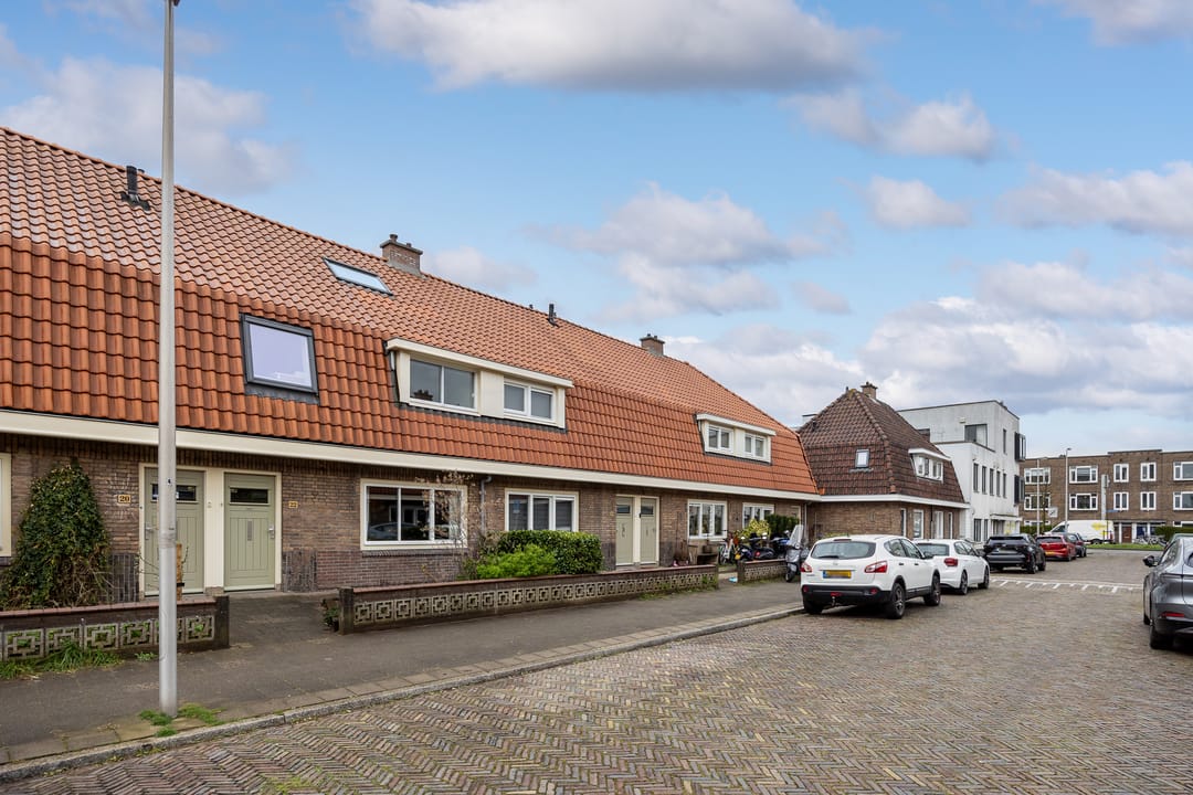Photo 32 of Abraham Kuijperstraat 22