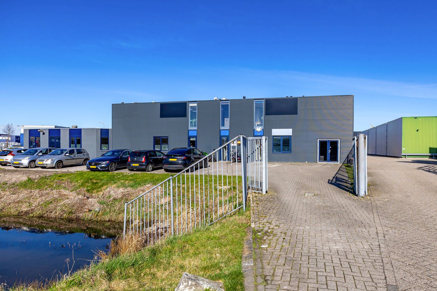 Bekijk foto 1 van Rigaweg 34