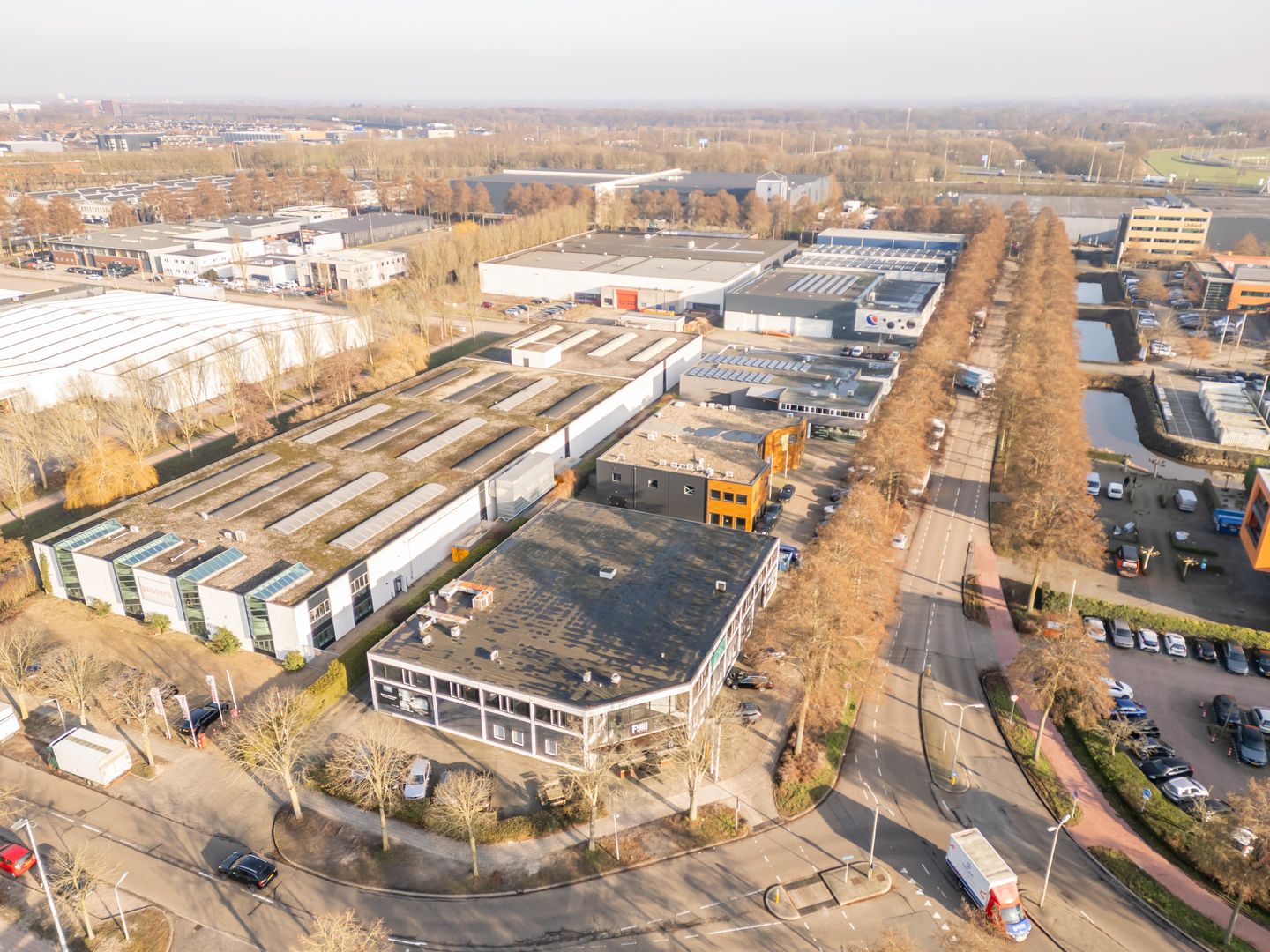 Bekijk foto 3 van Basicweg 21