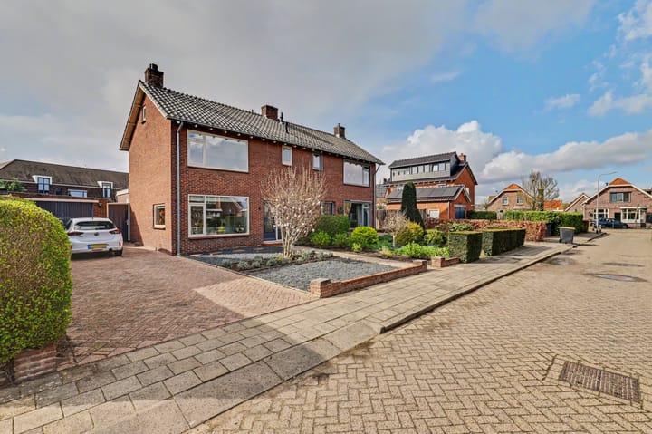 Koningin Julianastraat 4 main image