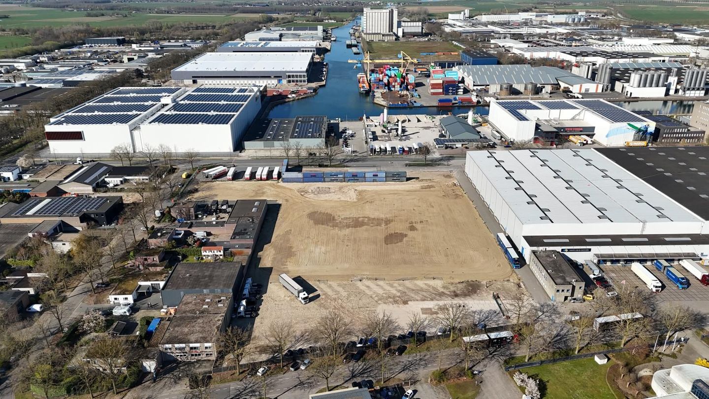 View photo 1 of Kanaalstraat