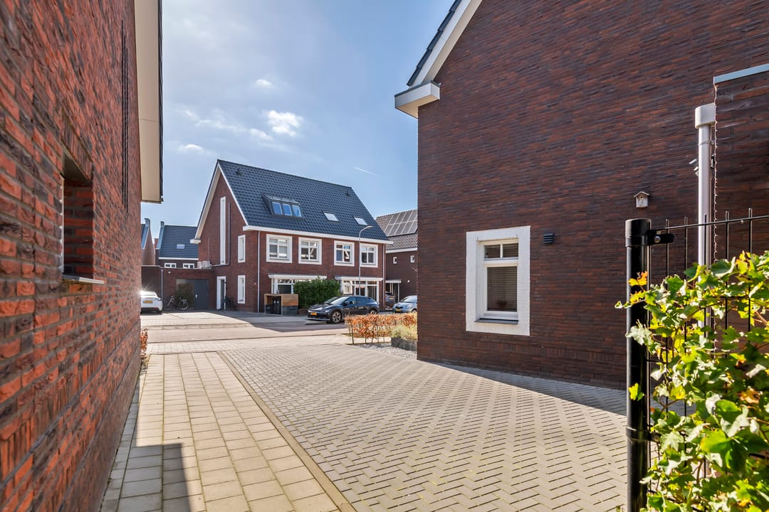 Photo 41 of De Roskam 42