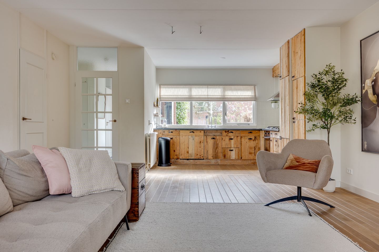 Photo 4 of Tolick 77