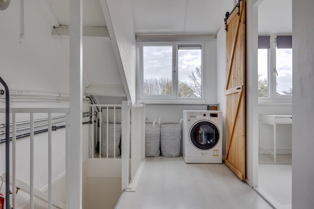 Photo 37 of Tolick 77