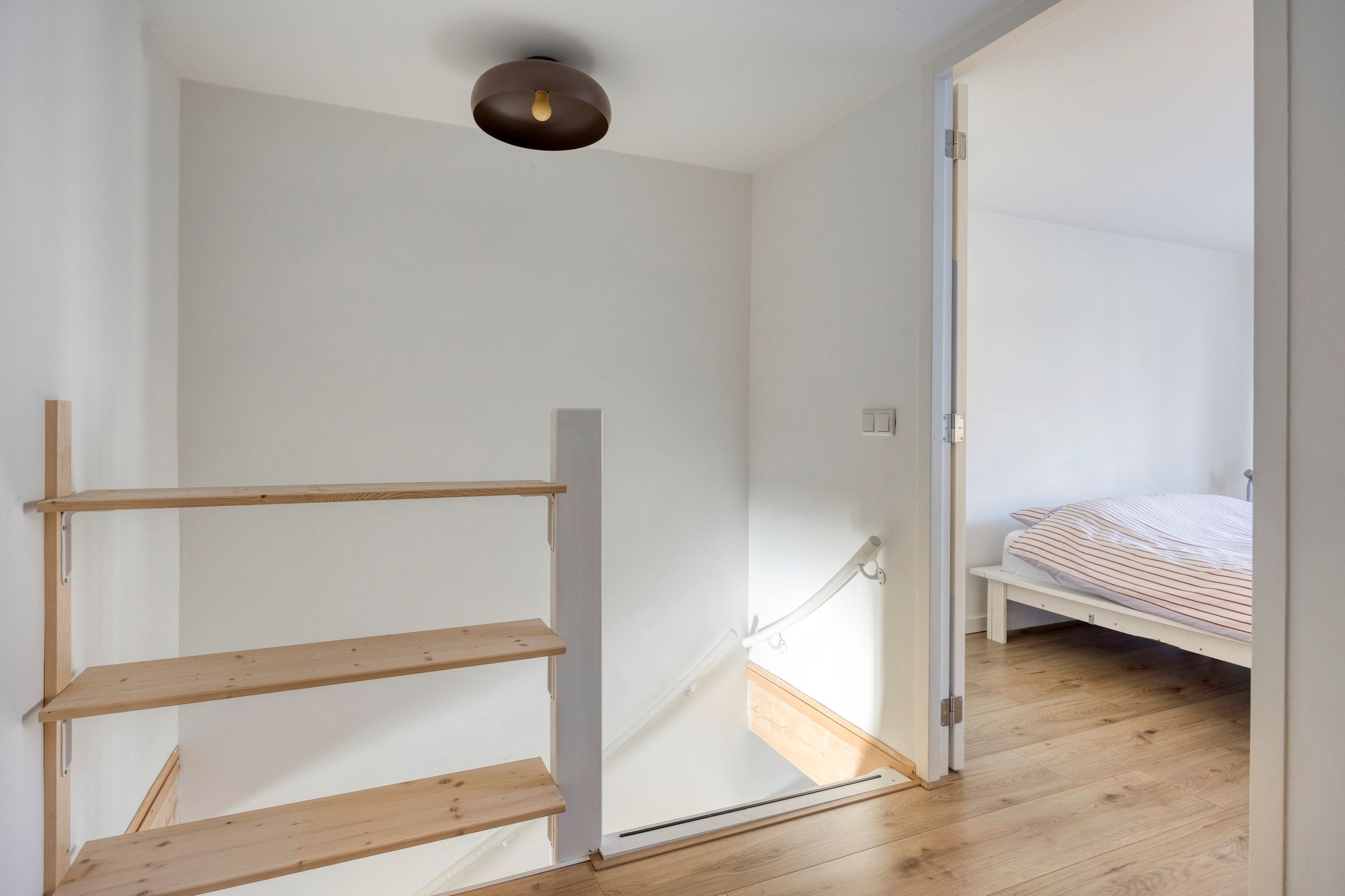 Foto 30 van Lange Hilleweg 8-D