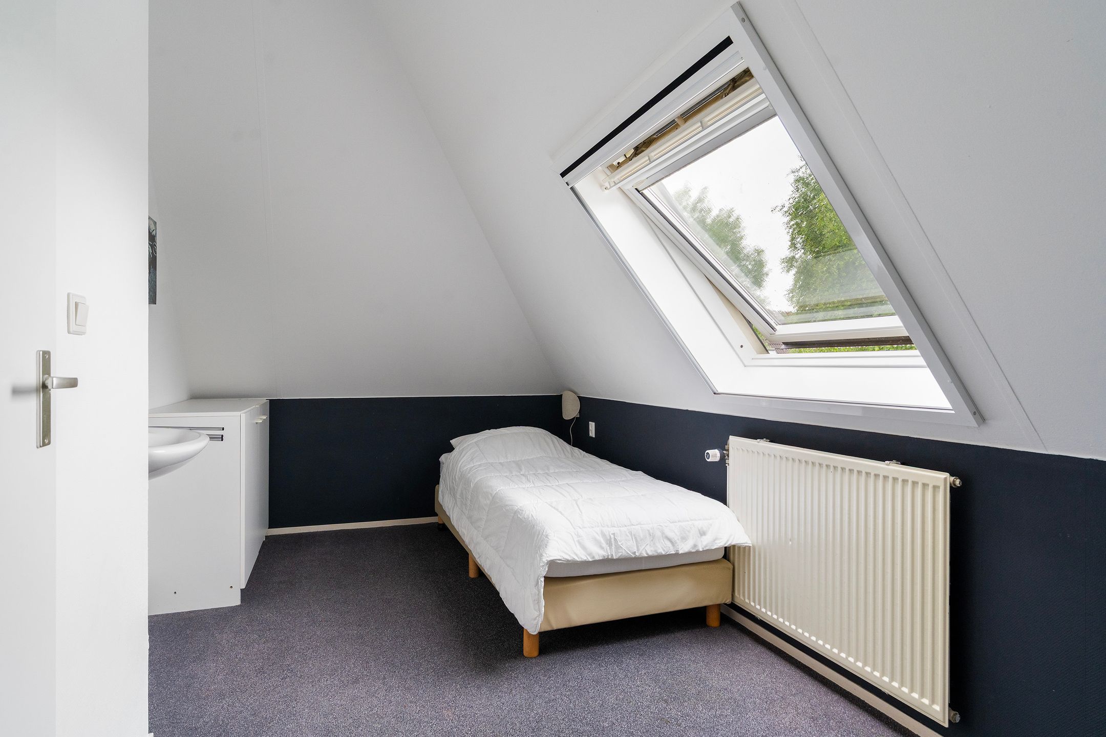 Photo 33 of Koaidyk 6-642