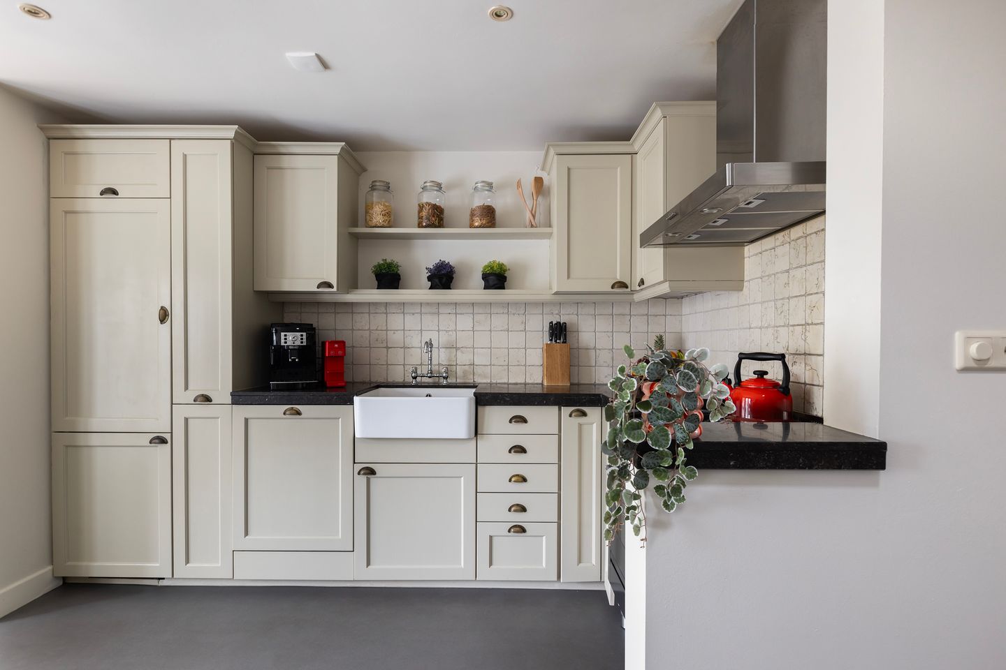 Foto 19 van Burg de Zeeuwstraat 137