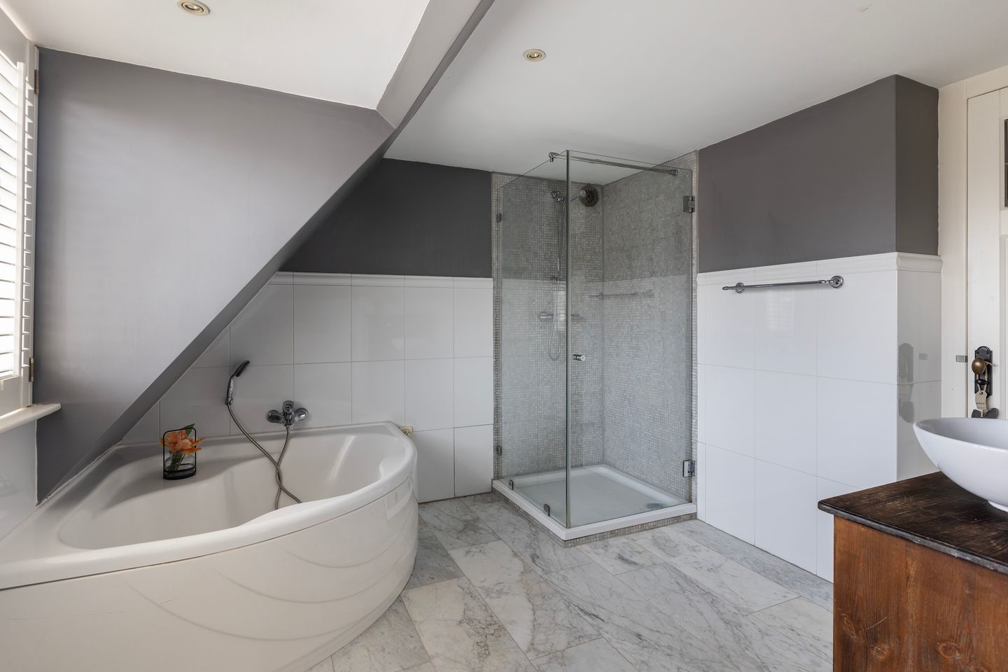 Foto 44 van Burg de Zeeuwstraat 137