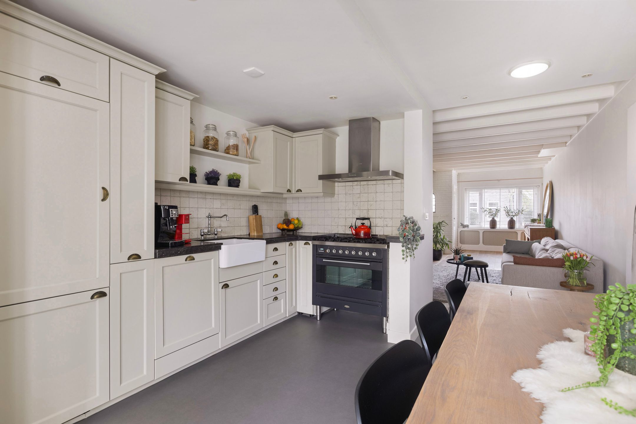 Foto 18 van Burg de Zeeuwstraat 137