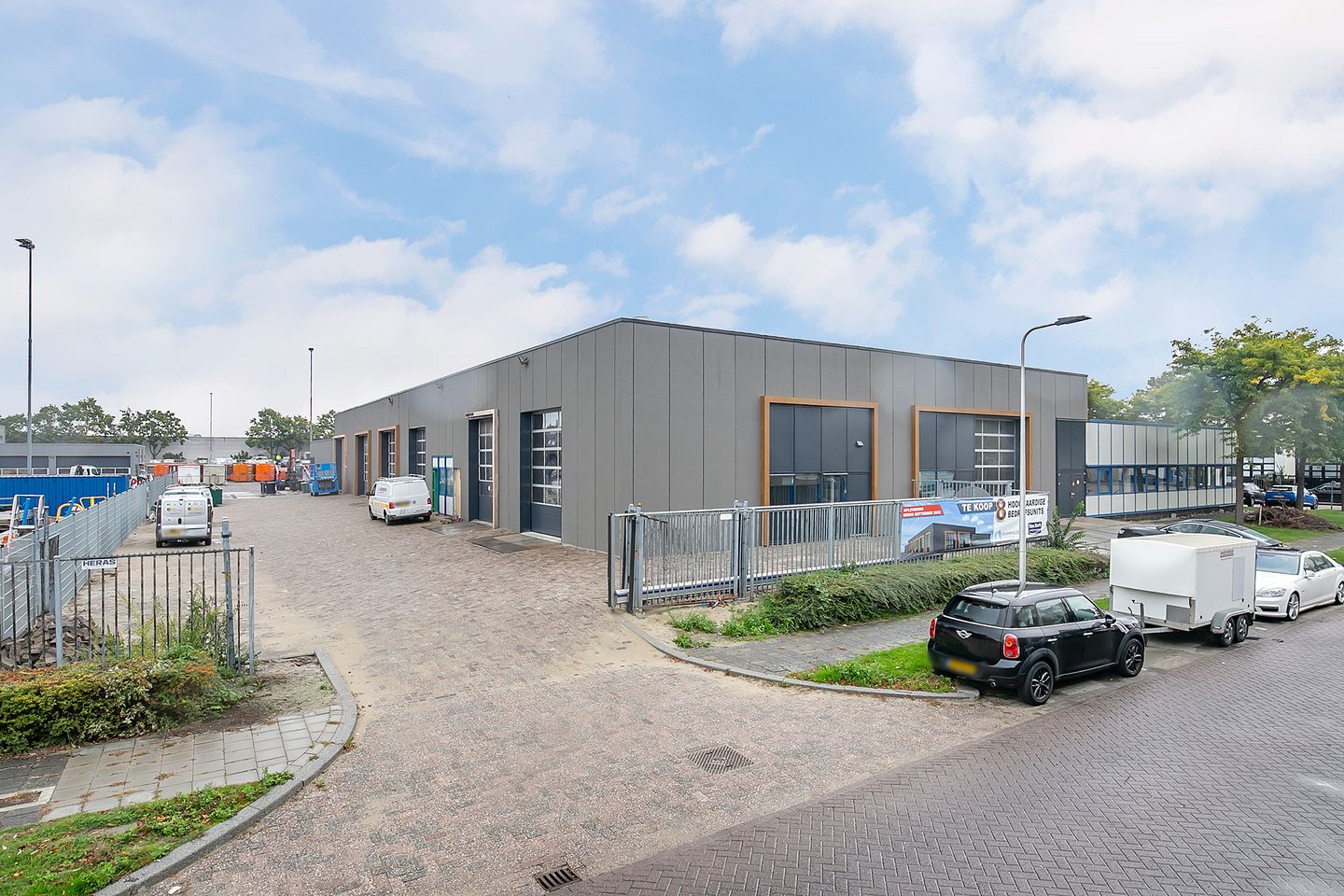 View photo 3 of Van Utrechtweg 36-h