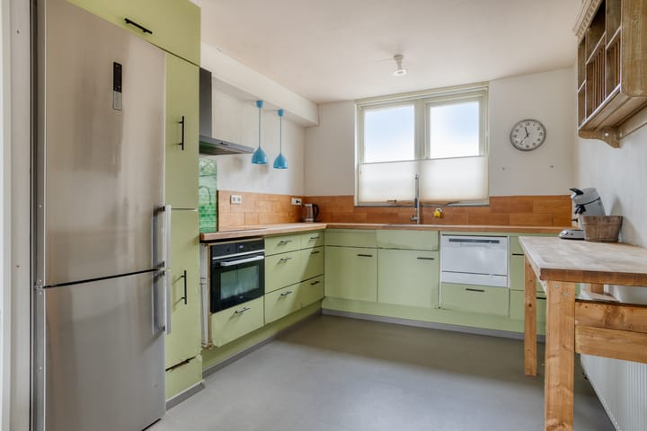 Tussenwoning te koop: Kersenlaan 86, Apeldoorn