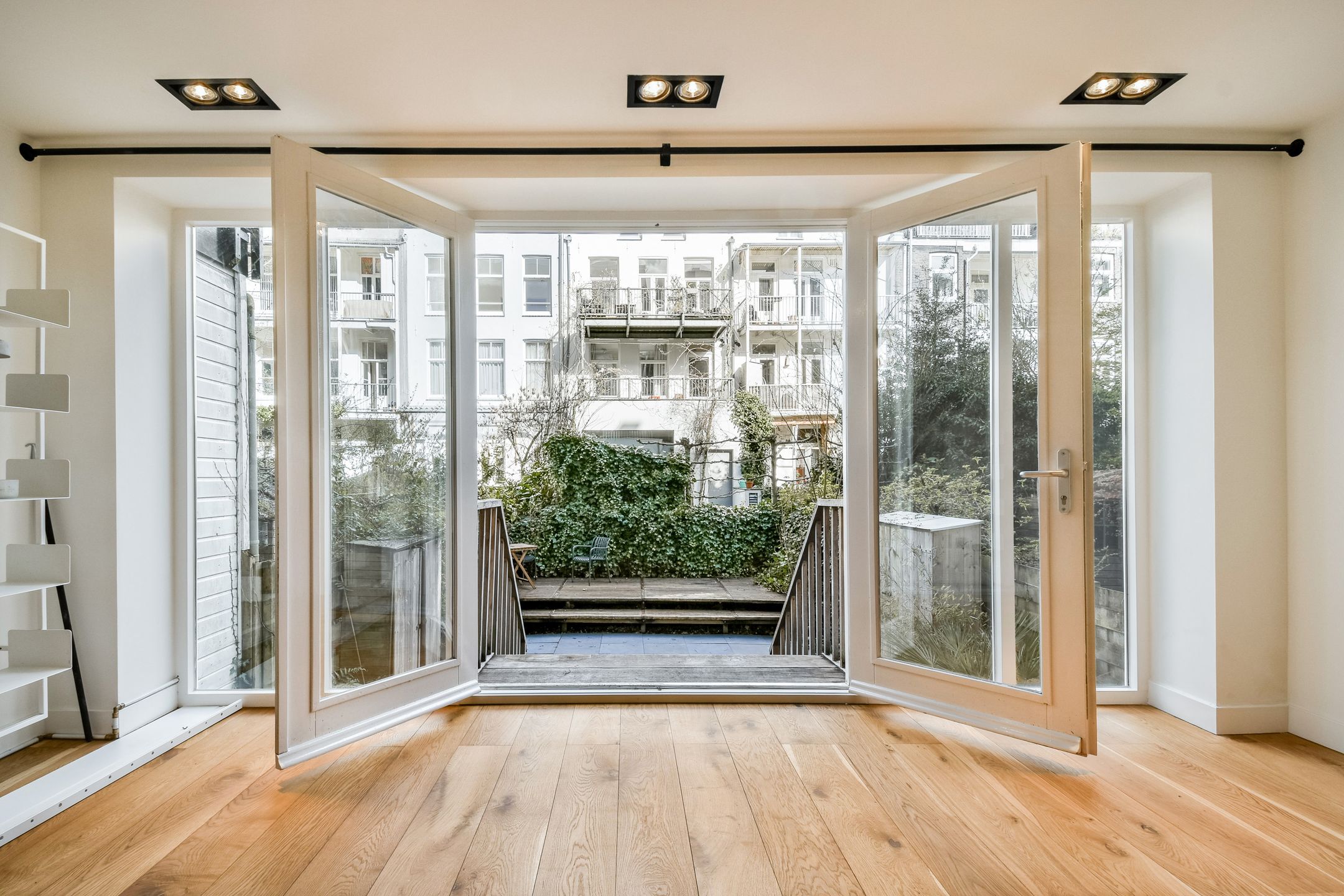 Foto 3 van Sarphatipark 45-H