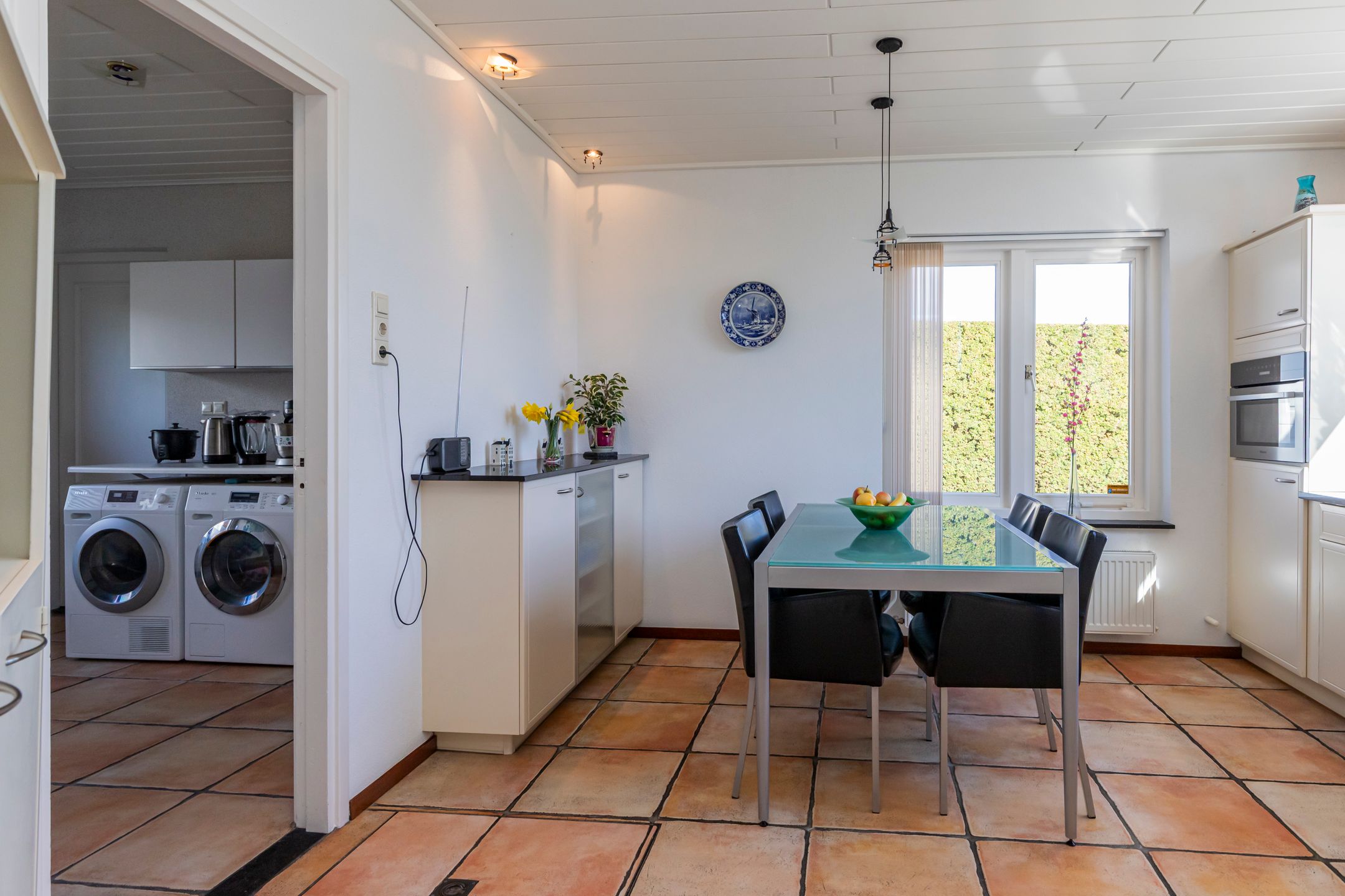 Vrijstaande levensloopbestendige woning met garage en royale siertuin in Poeldijk — 24