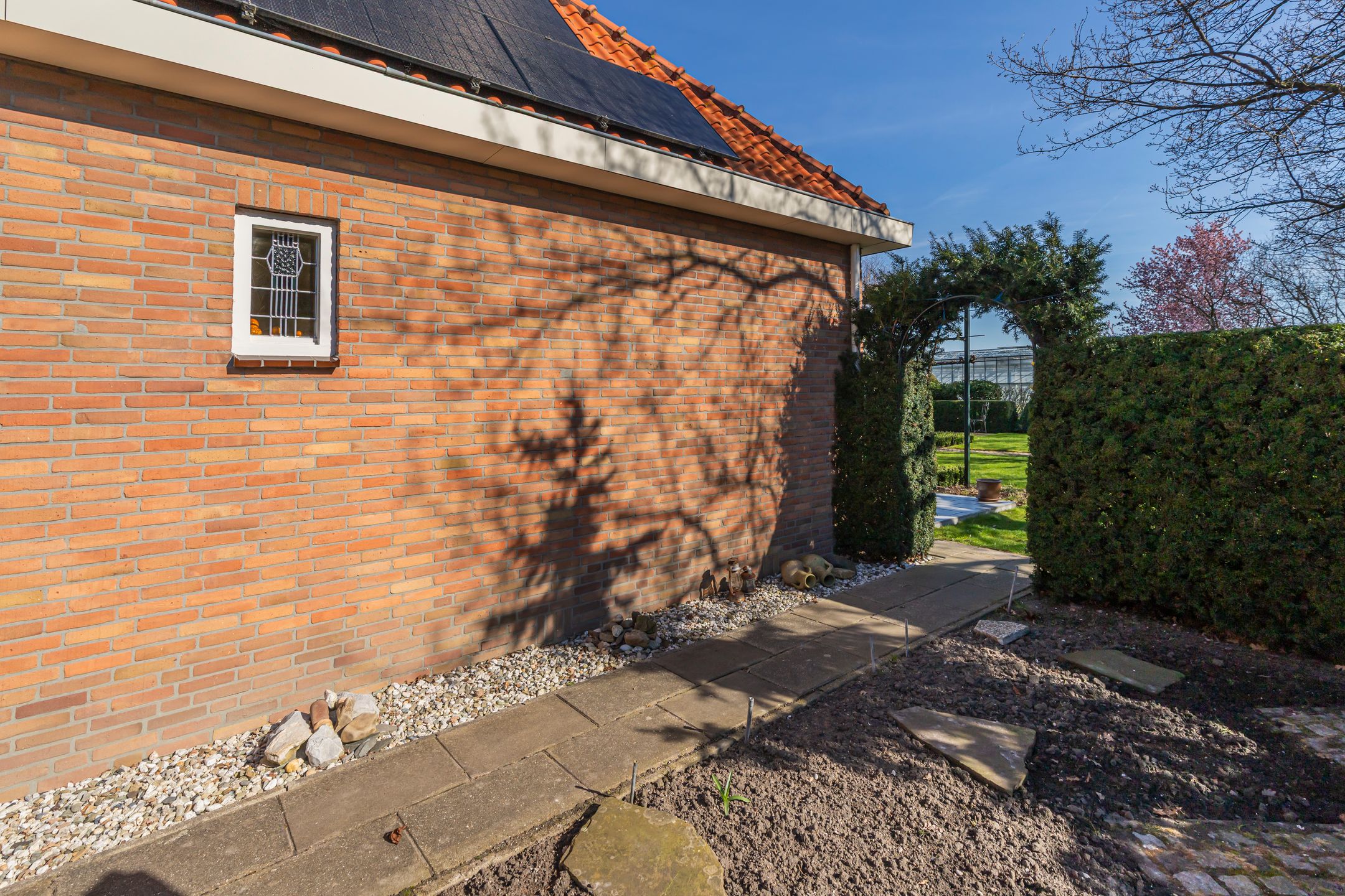 Vrijstaande levensloopbestendige woning met garage en royale siertuin in Poeldijk — 39