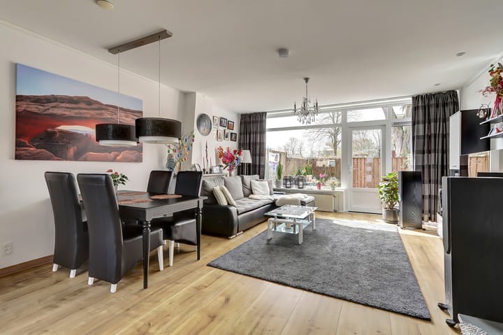 Photo 2 of Oranjehof 111