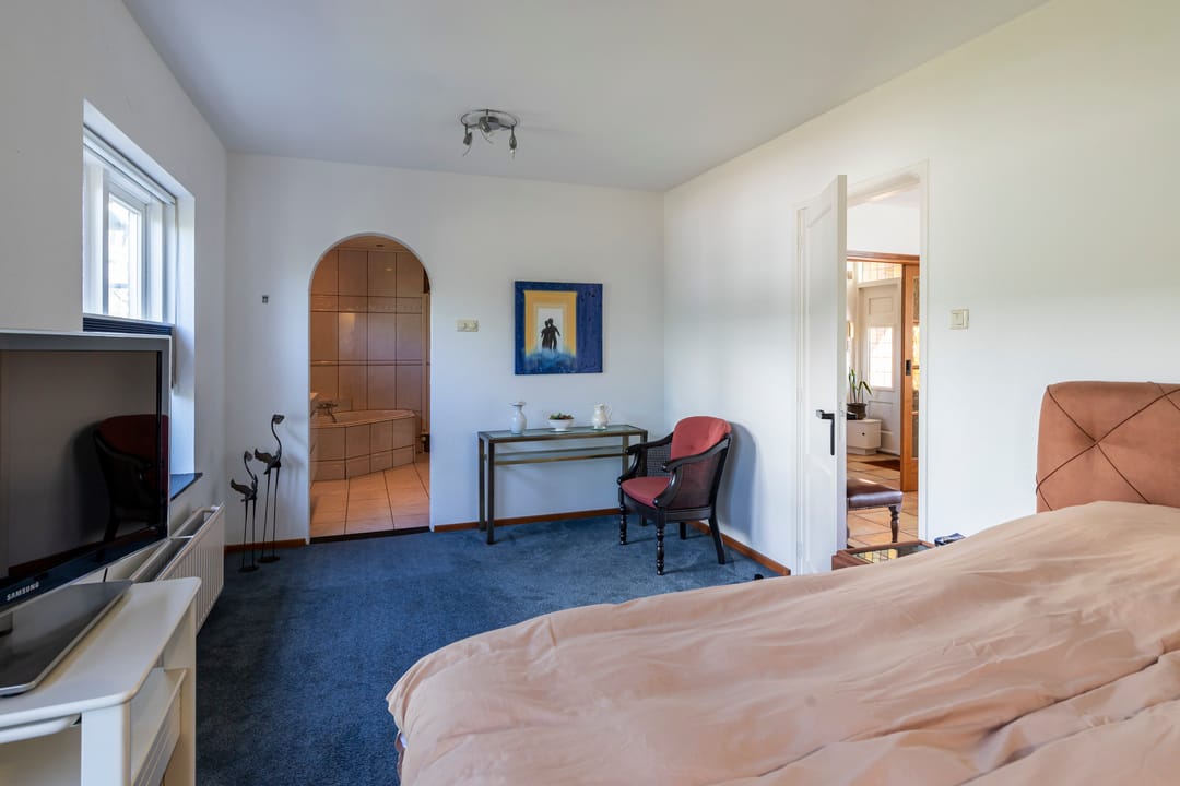 Vrijstaande levensloopbestendige woning met garage en royale siertuin in Poeldijk — 17