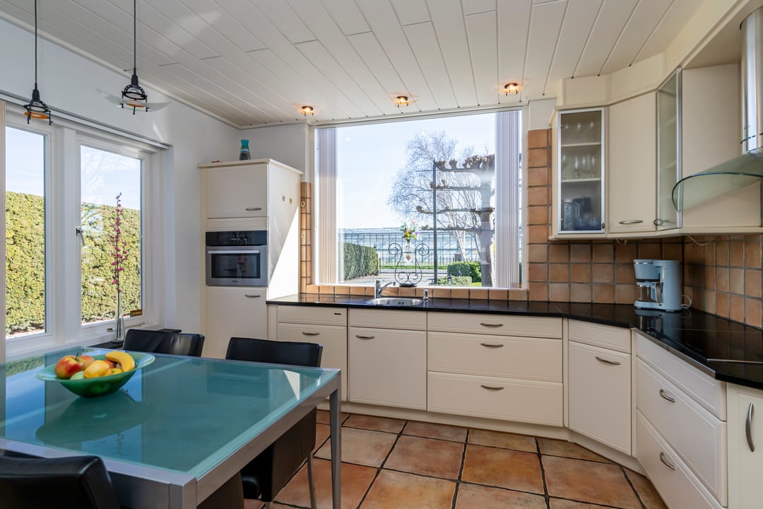 Vrijstaande levensloopbestendige woning met garage en royale siertuin in Poeldijk — 23