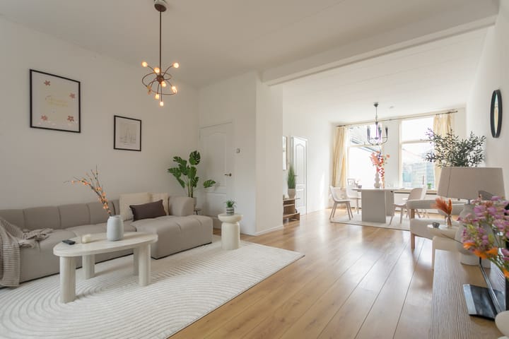 Photo 2 of Voorstraat 35