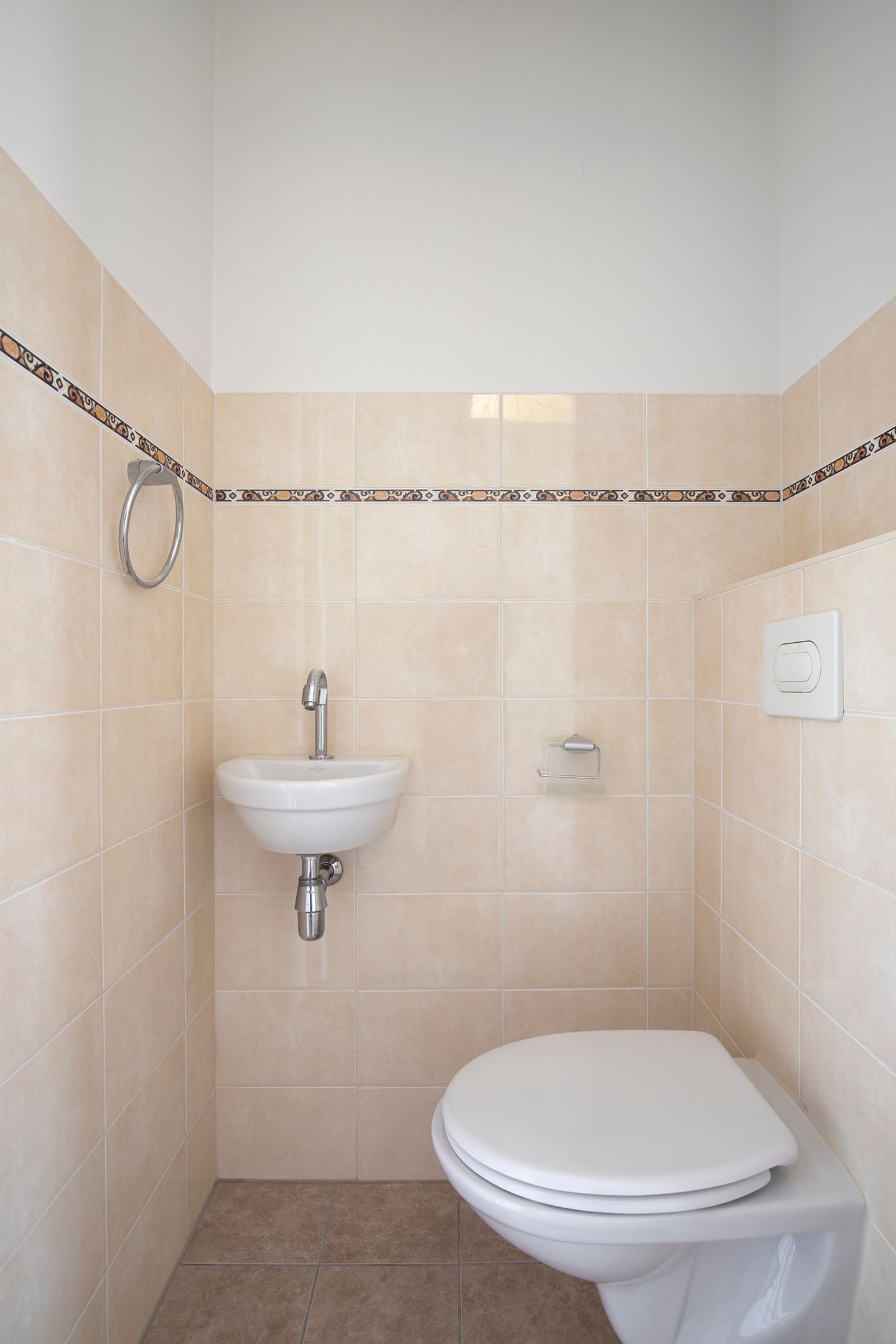 Foto 10 van Confuciusplein 7