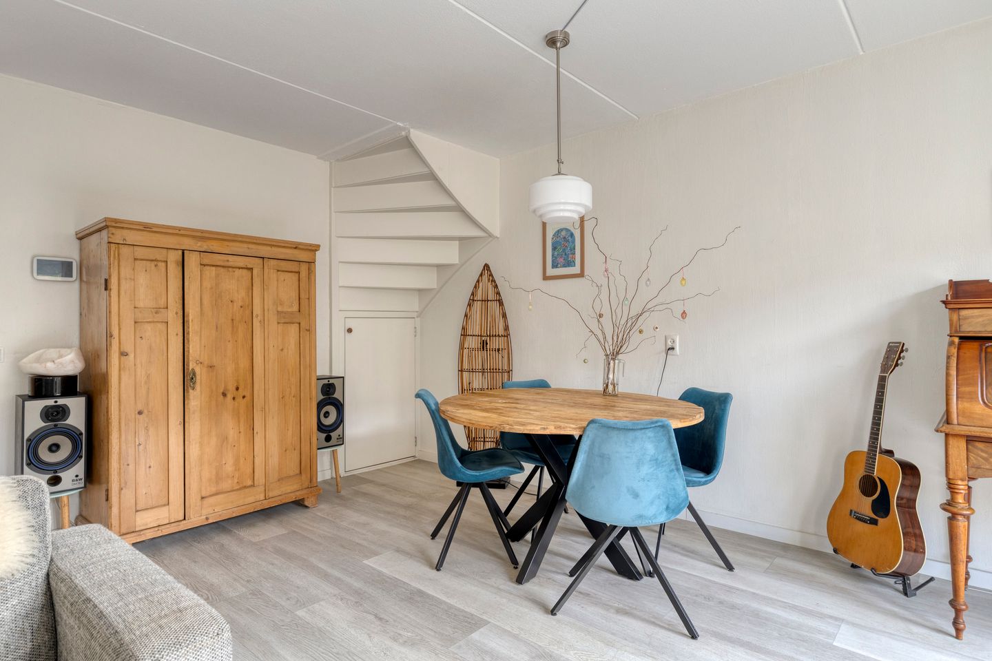 Spacious Family Home with West-Facing Garden in Wervenbuurt — 14