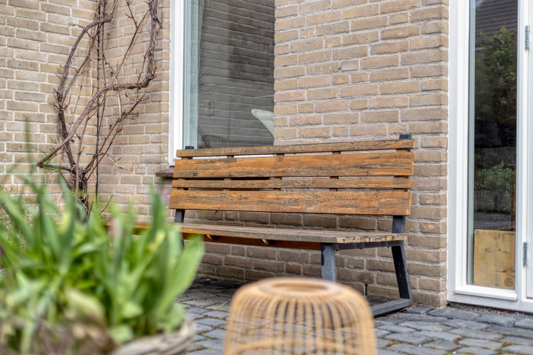Spacious Family Home with West-Facing Garden in Wervenbuurt — 23