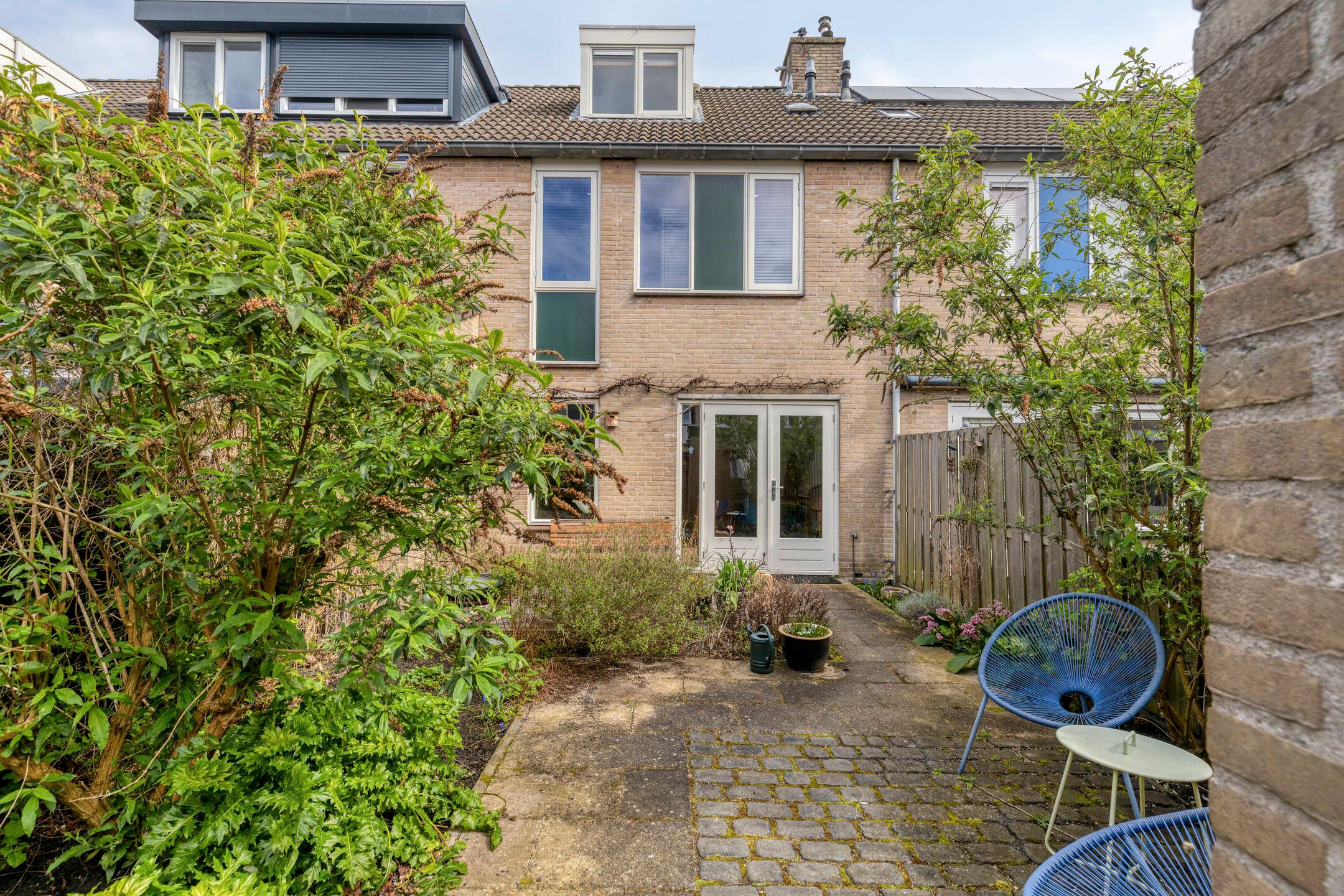 Spacious Family Home with West-Facing Garden in Wervenbuurt — 21