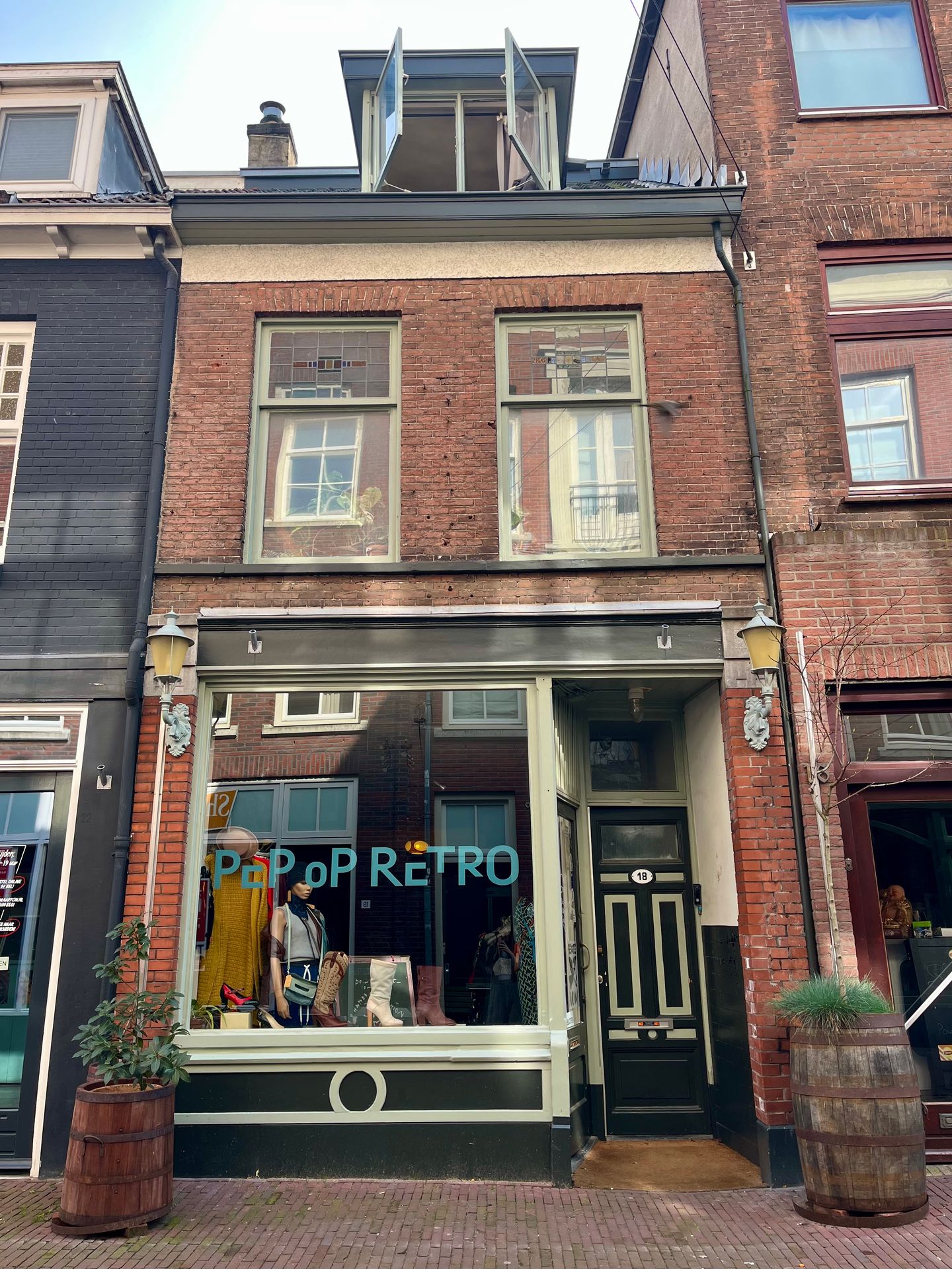 Bekijk foto 1 van Nieuwstad 18-20