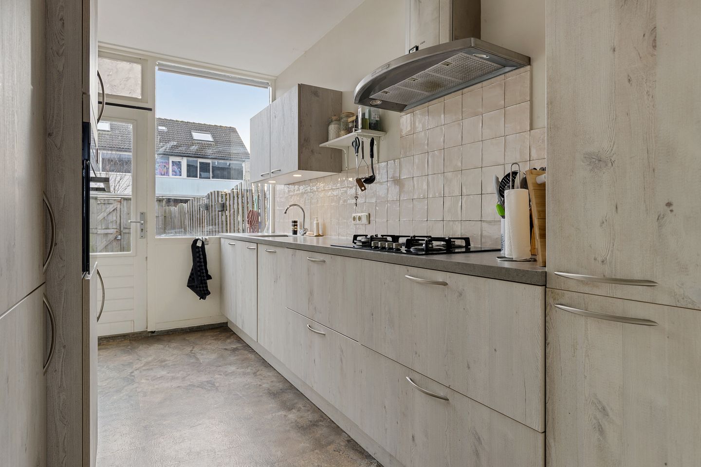 Spacious Four-Bedroom Family Home with Solar Panels in Child-Friendly Hoogezand — 14