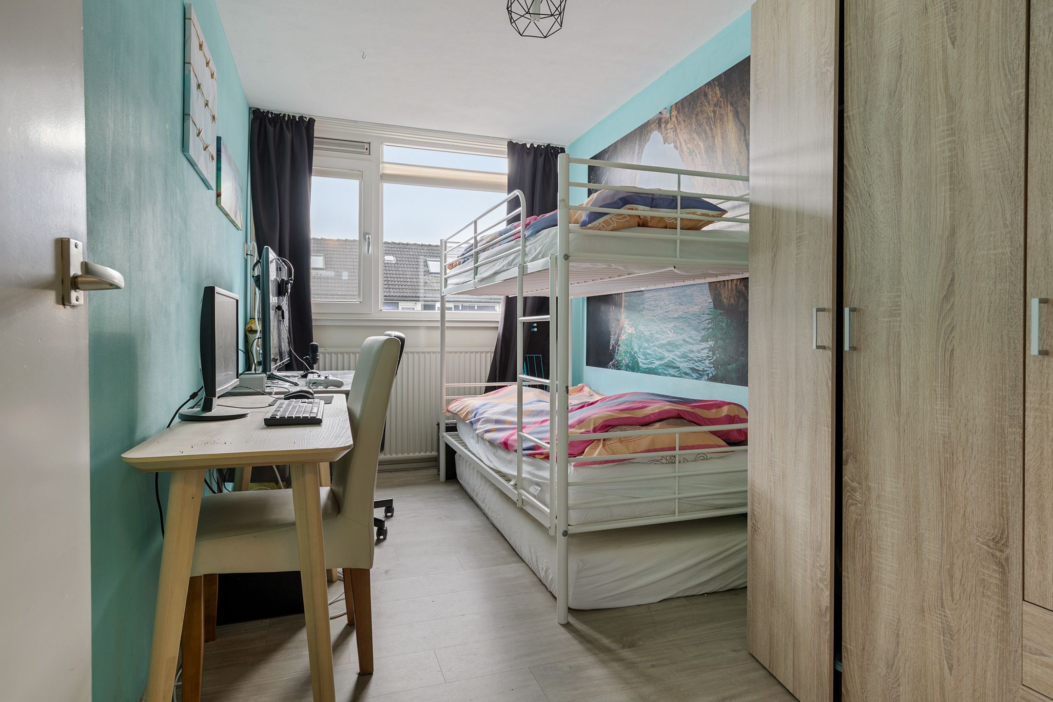 Spacious Four-Bedroom Family Home with Solar Panels in Child-Friendly Hoogezand — 21