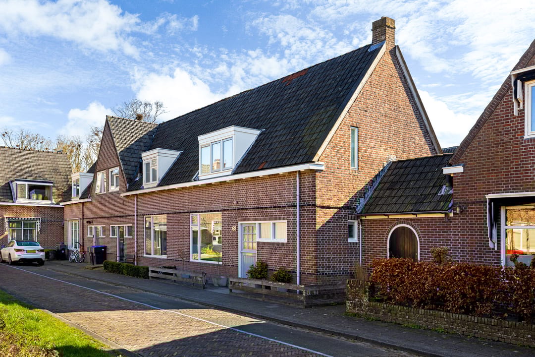 Photo 38 of Lijsterstraat 68