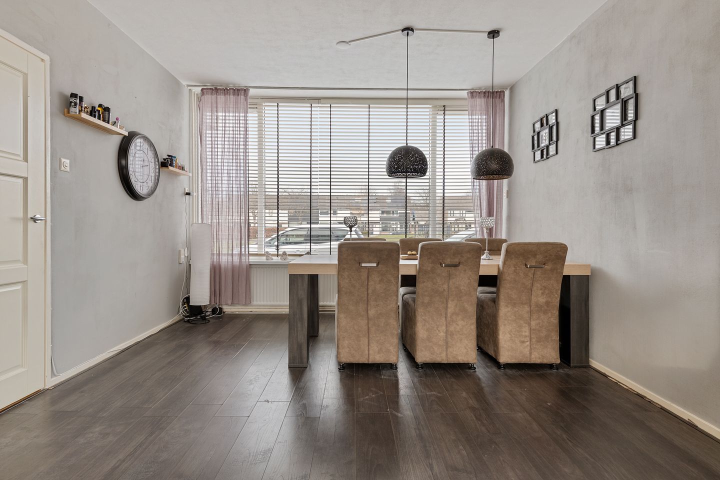 Spacious Four-Bedroom Family Home with Solar Panels in Child-Friendly Hoogezand — 10