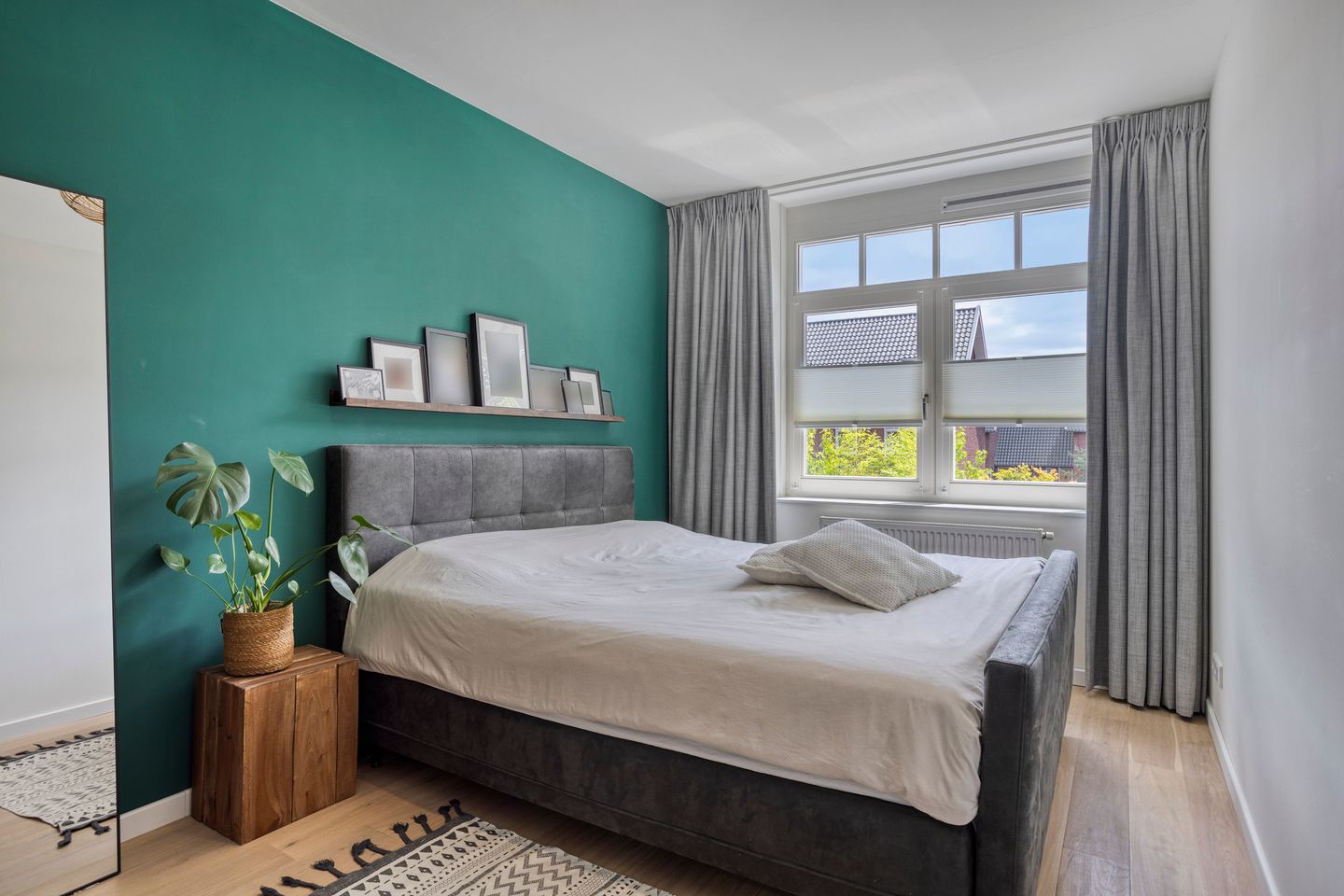 Energy-efficient corner home at the forest edge with five bedrooms and four floors — 20