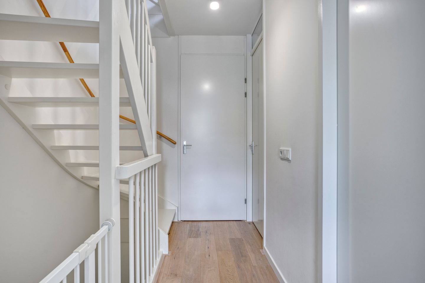 Energy-efficient corner home at the forest edge with five bedrooms and four floors — 19