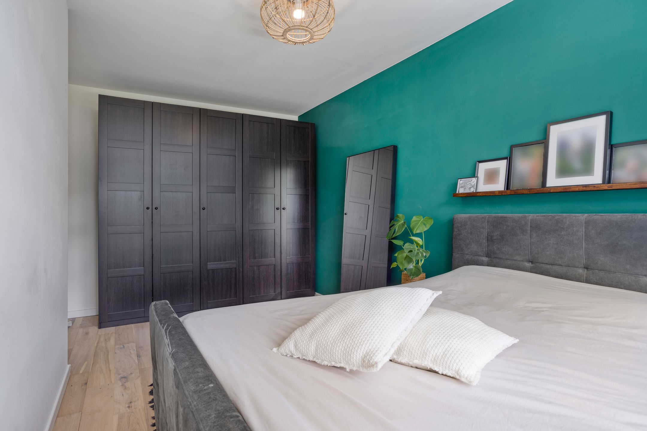 Energy-efficient corner home at the forest edge with five bedrooms and four floors — 21