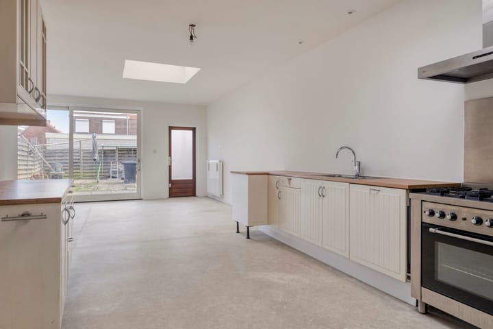 Foto 2 van van Cantfortstraat 4