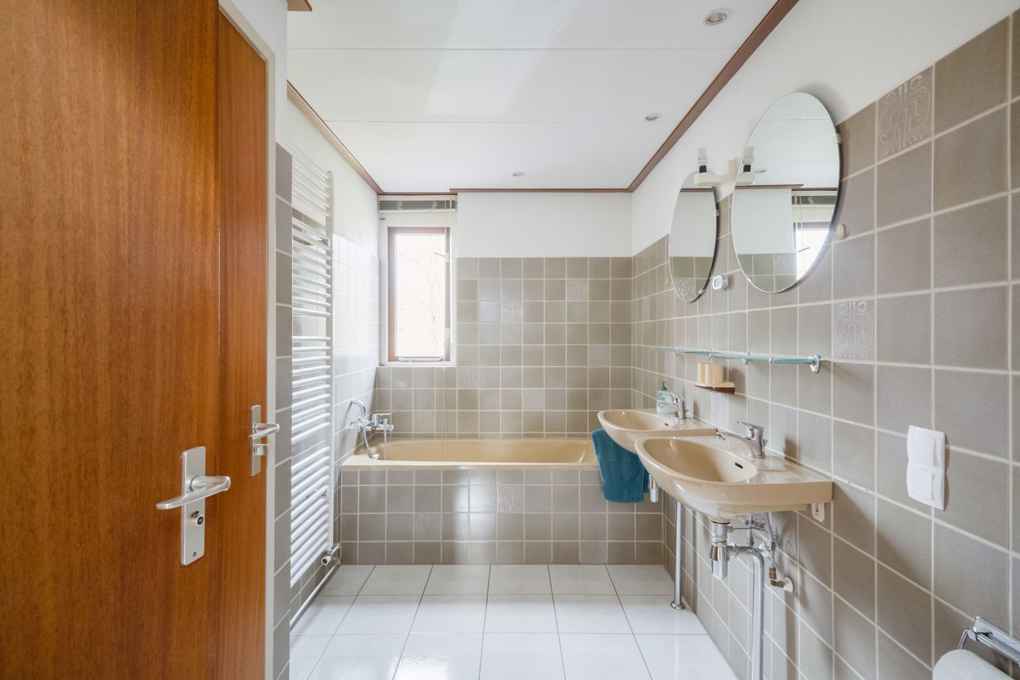 Foto 25 van de Zoom 24