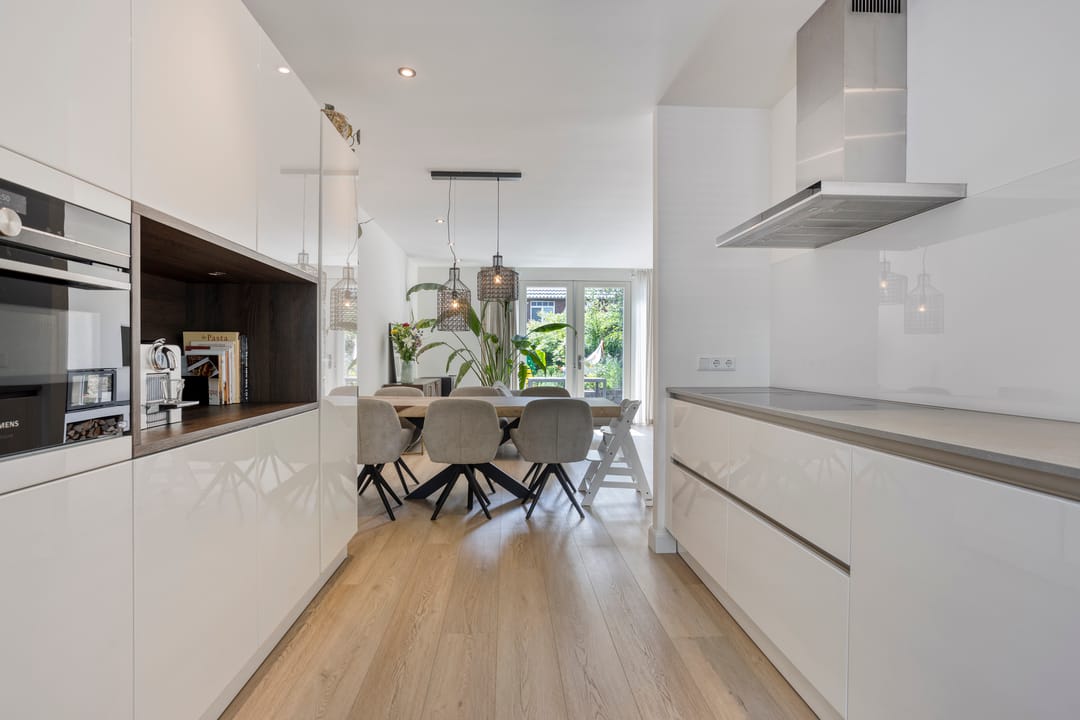 Energy-efficient corner home at the forest edge with five bedrooms and four floors — 17