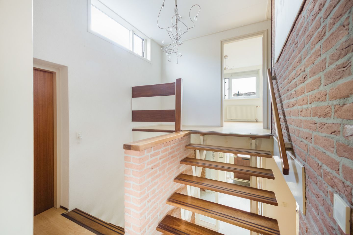 Foto 29 van de Zoom 24