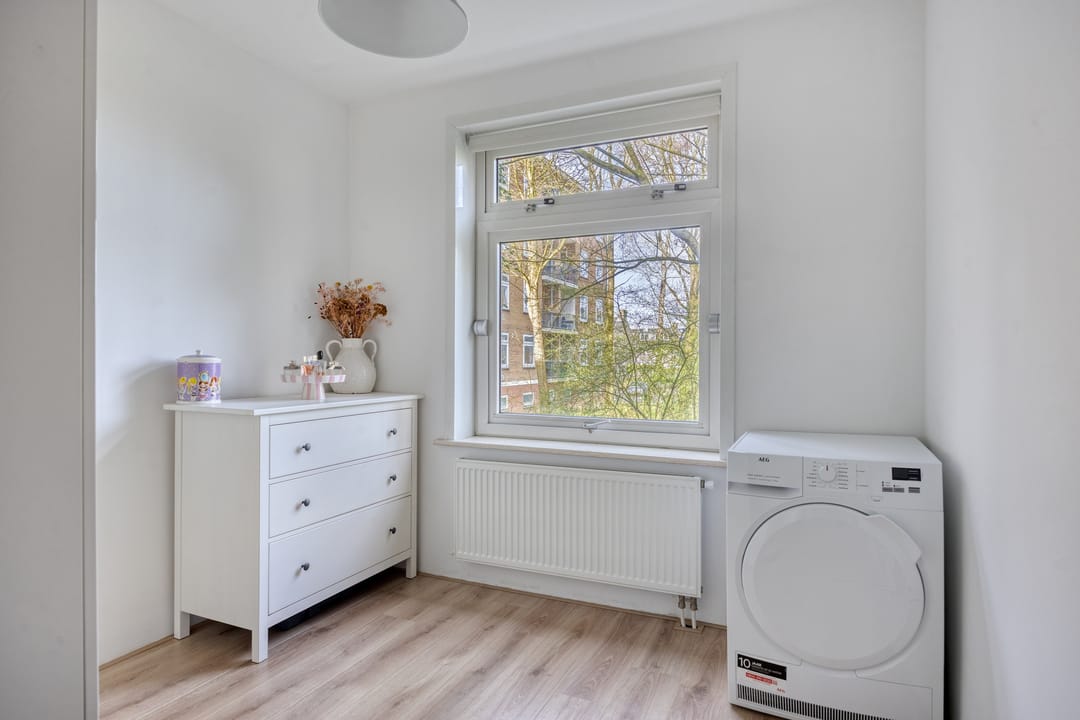 Photo 13 of Ruysdaelstraat 100
