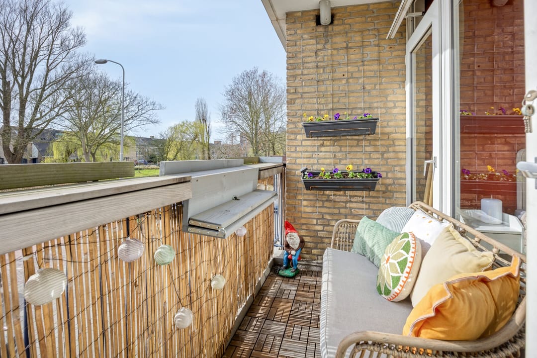 Photo 16 of Ruysdaelstraat 100