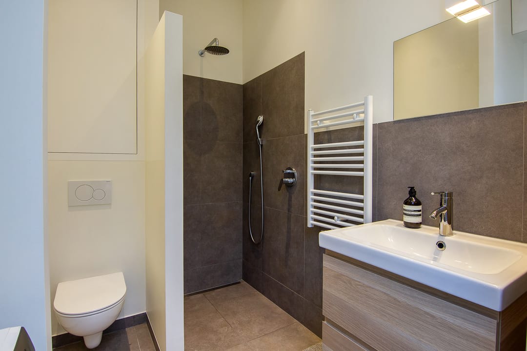 Move-In Ready Gem in Haarlem Generaalsbuurt — 17