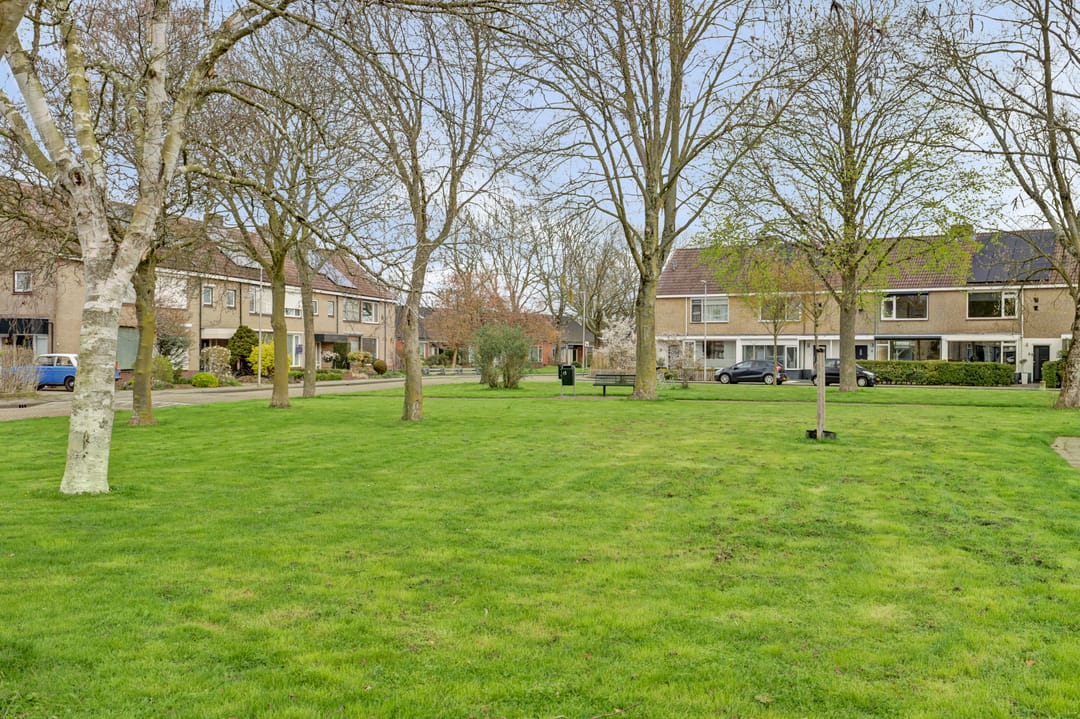 Photo 38 of Willem-Alexanderstraat 4