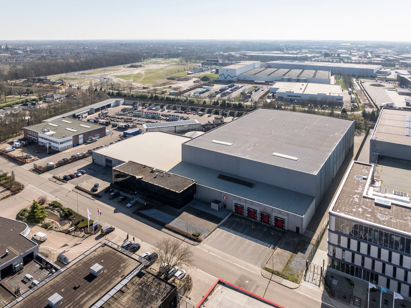 Bekijk foto 2 van Hermelijnweg 7