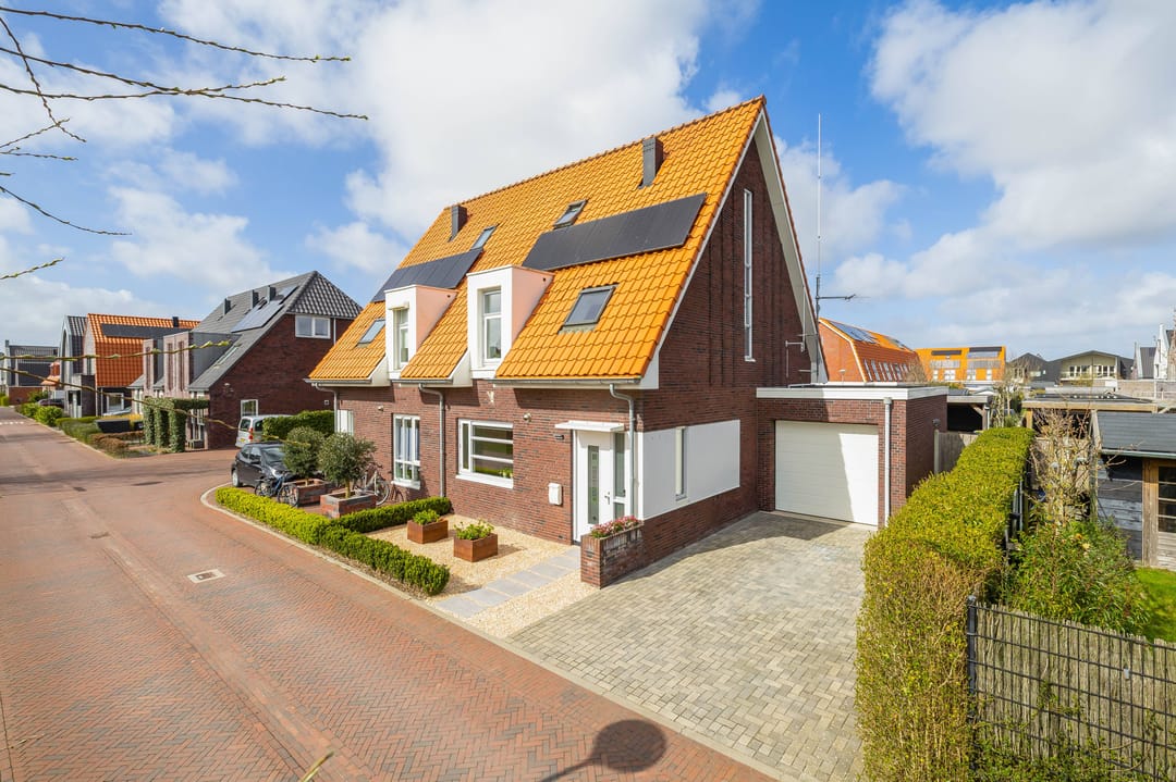 Photo 2 of Koningin Máximalaan 88