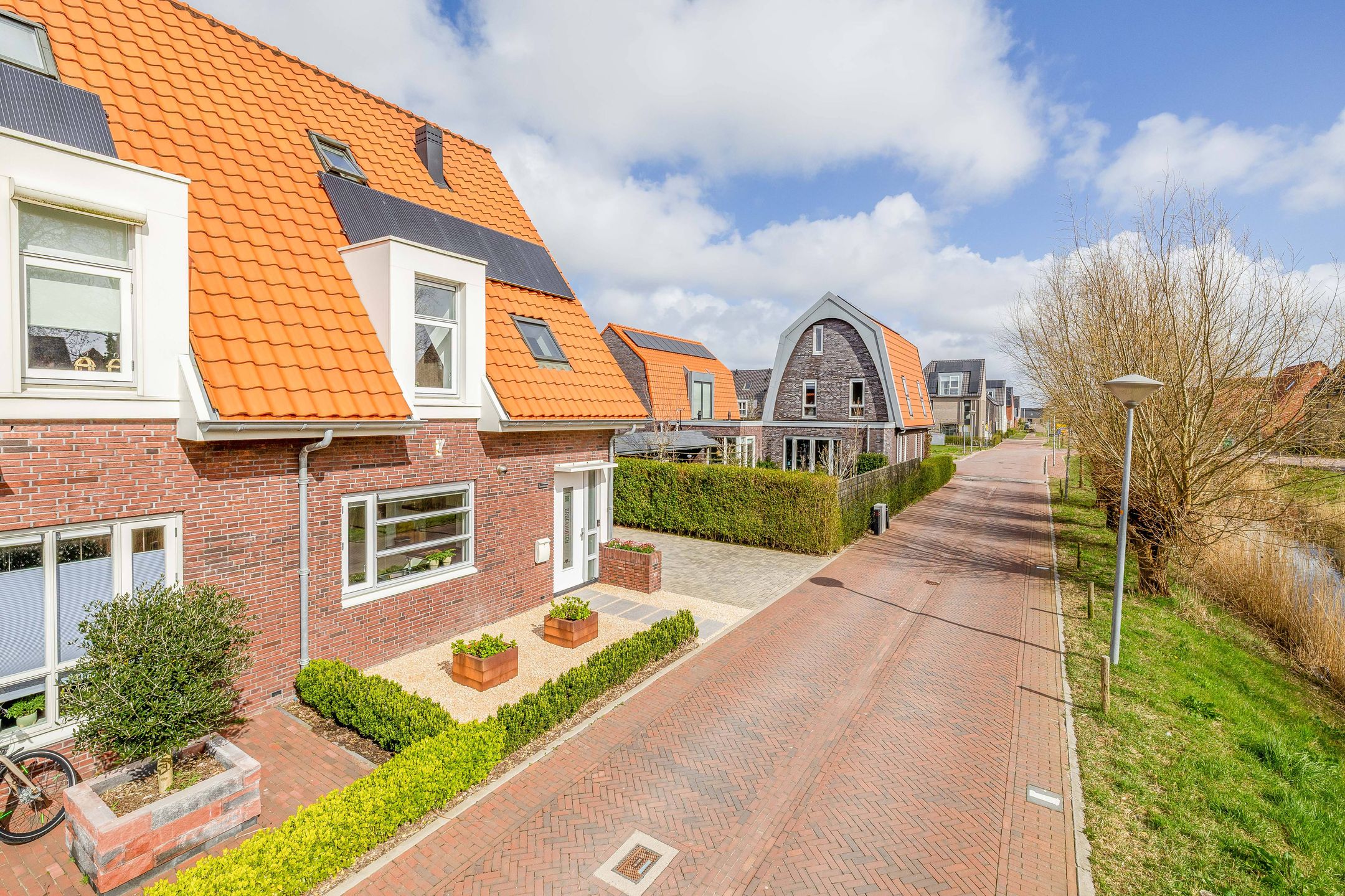 Photo 3 of Koningin Máximalaan 88