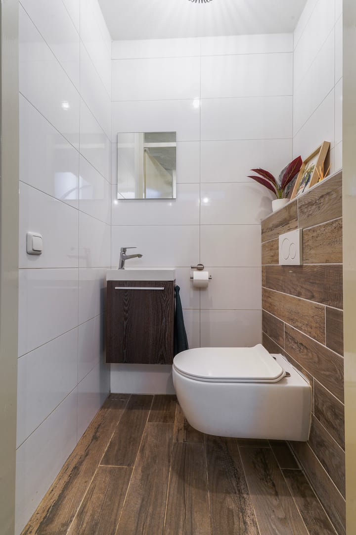 Photo 5 of Huygensstraat 117