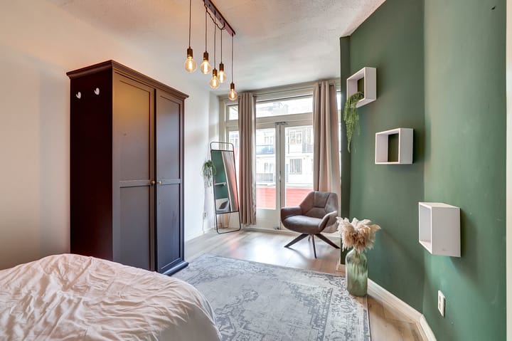 Photo 2 of Bragastraat 28