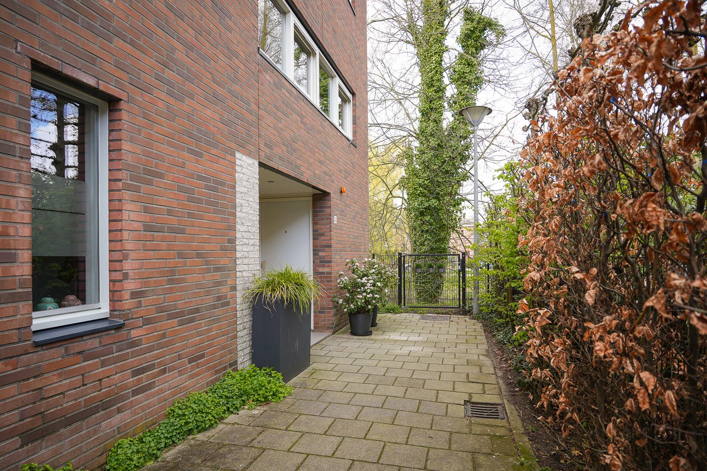 Photo 44 of Prof. Zonnebloemlaan 14