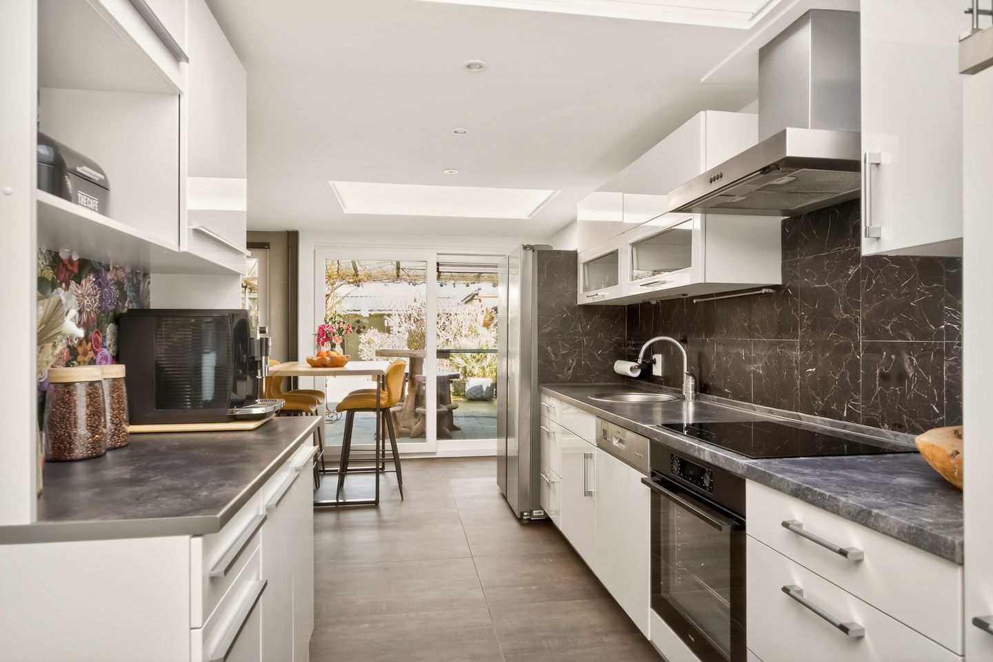 Photo 14 of G.J. van Heekstraat 82